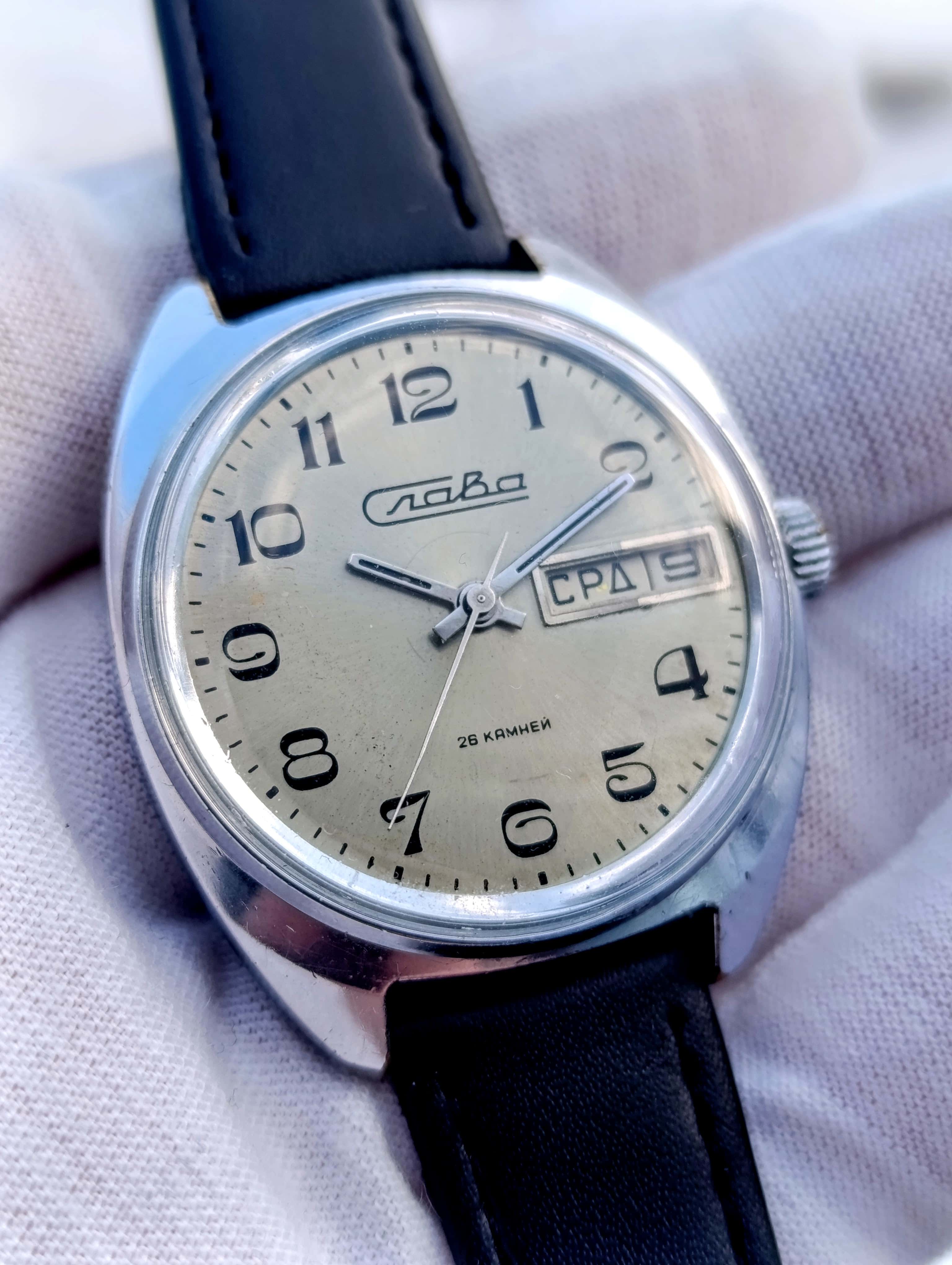 Vintage Slava 2428 Dual Calendar Watch 1980s USSR | 26 Jewels | Serviced Mechani