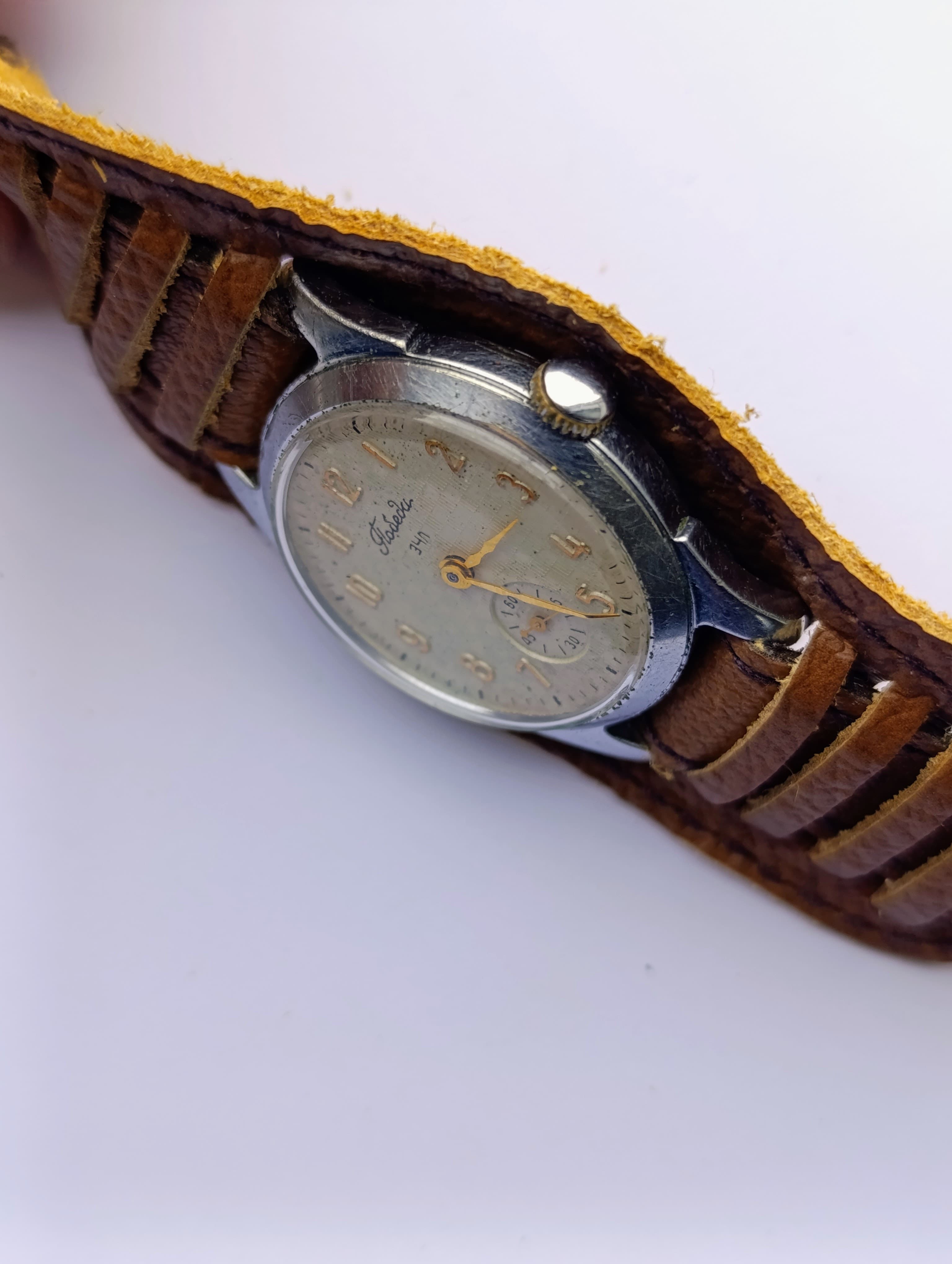 Soviet Watch Pobeda 2603 16 Jewels Leningrad Electric Clocks (ECHL) Made in USSR 1950s – thumbnail 10