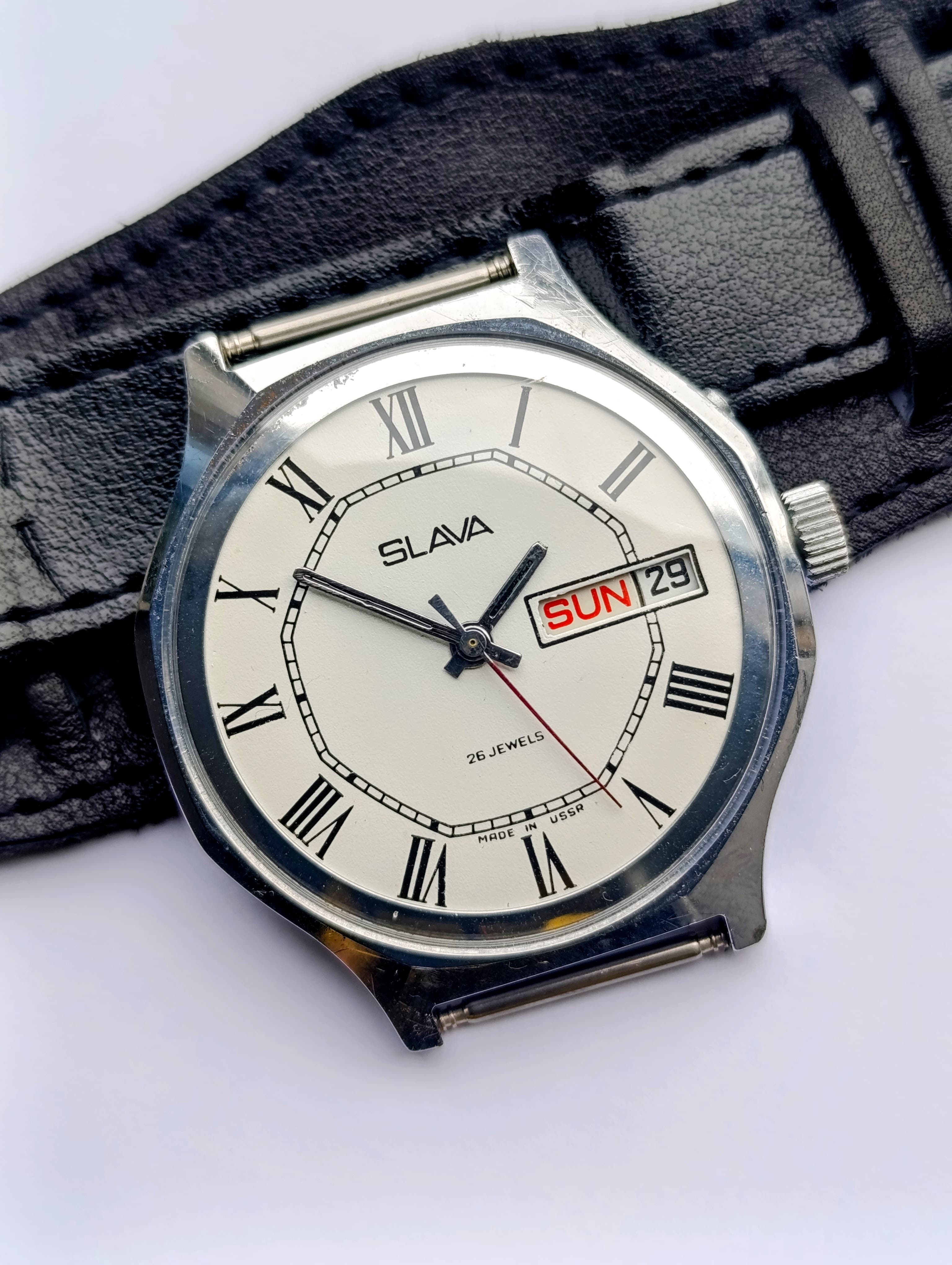 Rare Slava 2428 Mechanical Watch from USSR – 26 Jewels Movement, Dual Calendar, Authentic Soviet Men’s Wristwatch – thumbnail 1