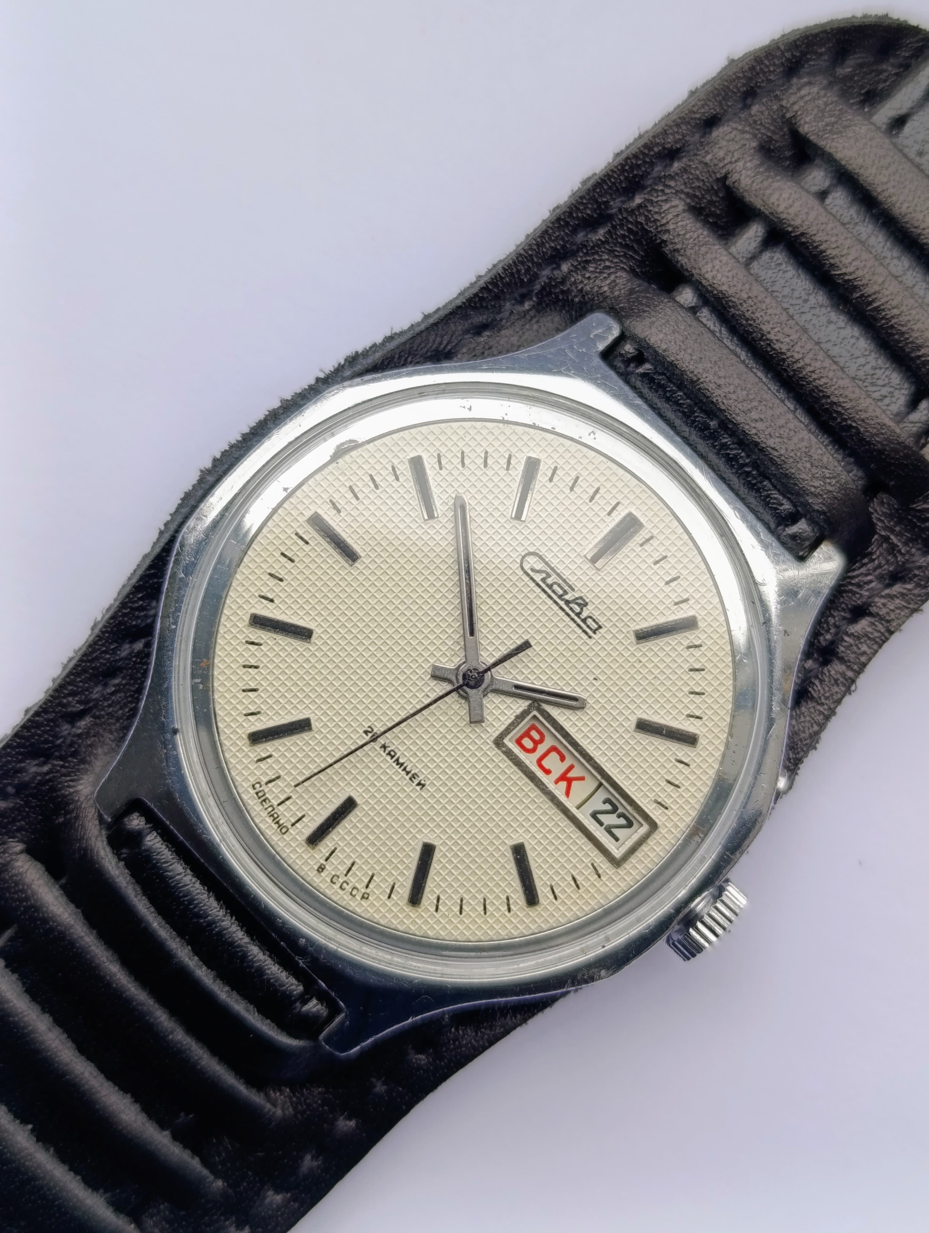 Slava Soviet Watch Cal. 2428 Second Moscow Watch Factory Made in USSR 1980s – thumbnail 1