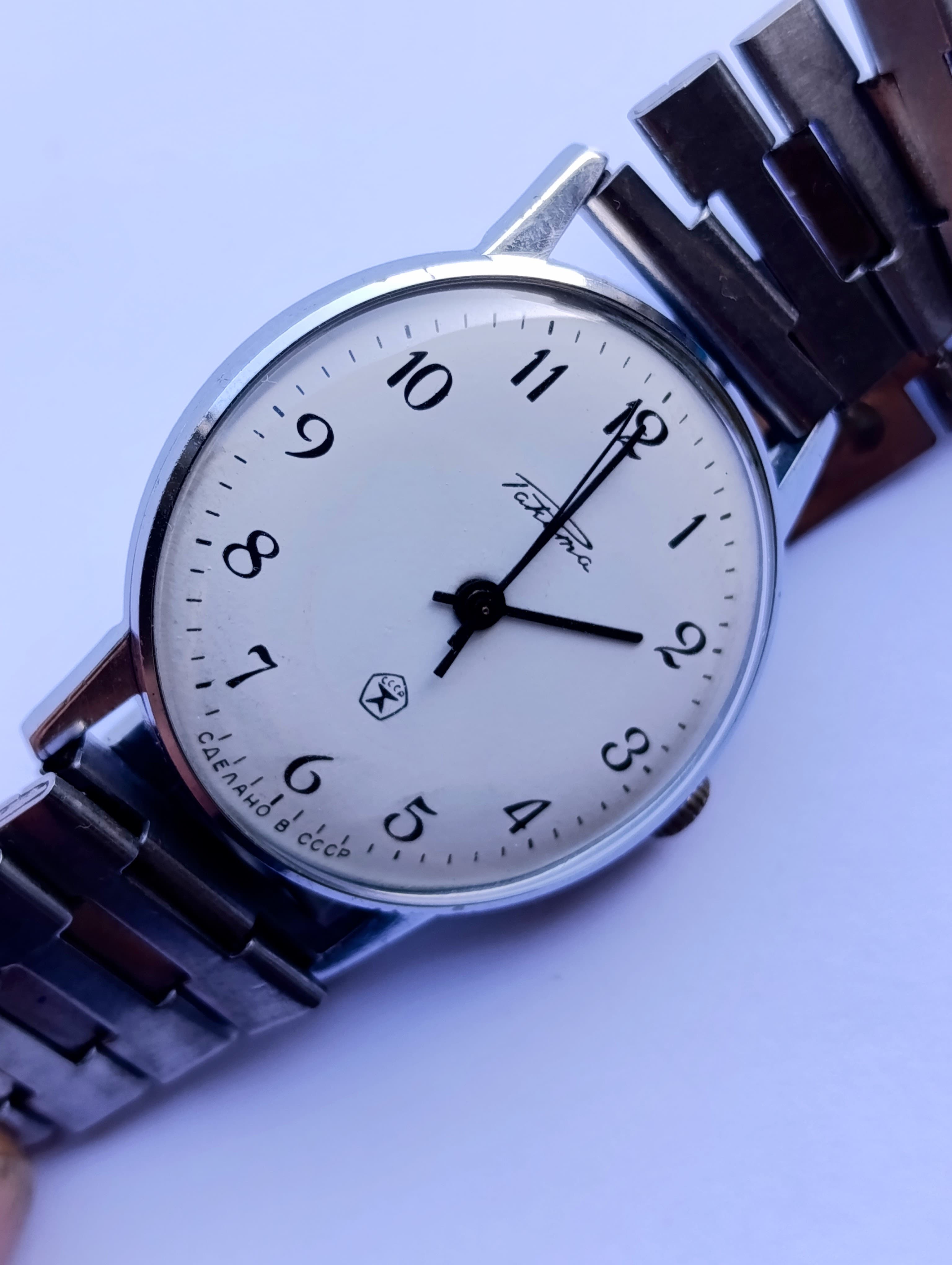 Vintage Soviet Raketa Mechanical Dress Watch – White Enamel Dial Petrodvorets Watch Factory Made in USSR 1970s – thumbnail 9