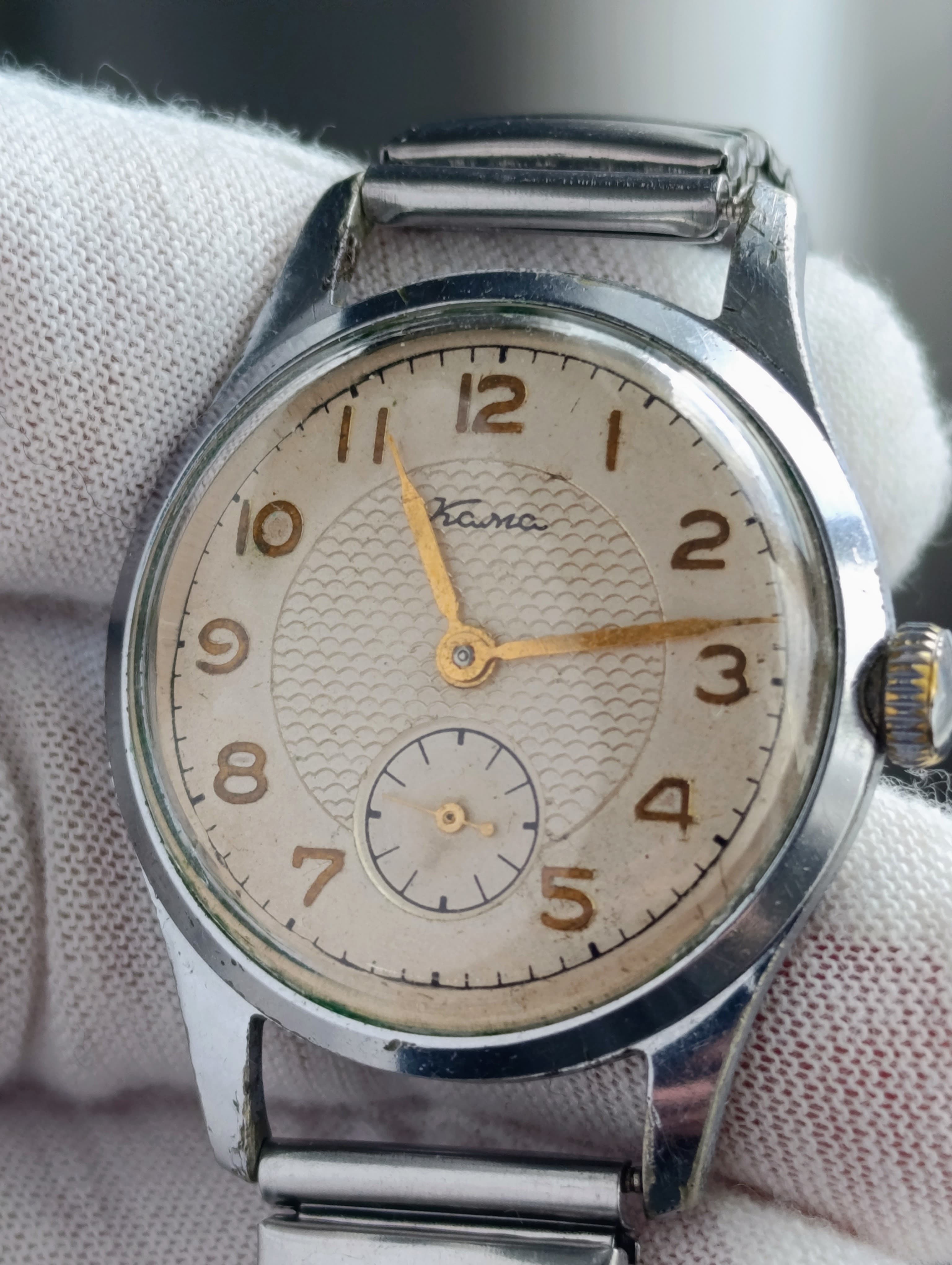 Kama Watch 1956 - Exquisite Soviet Timepiece for the True Connoisseur of Vintage Watches – thumbnail 9