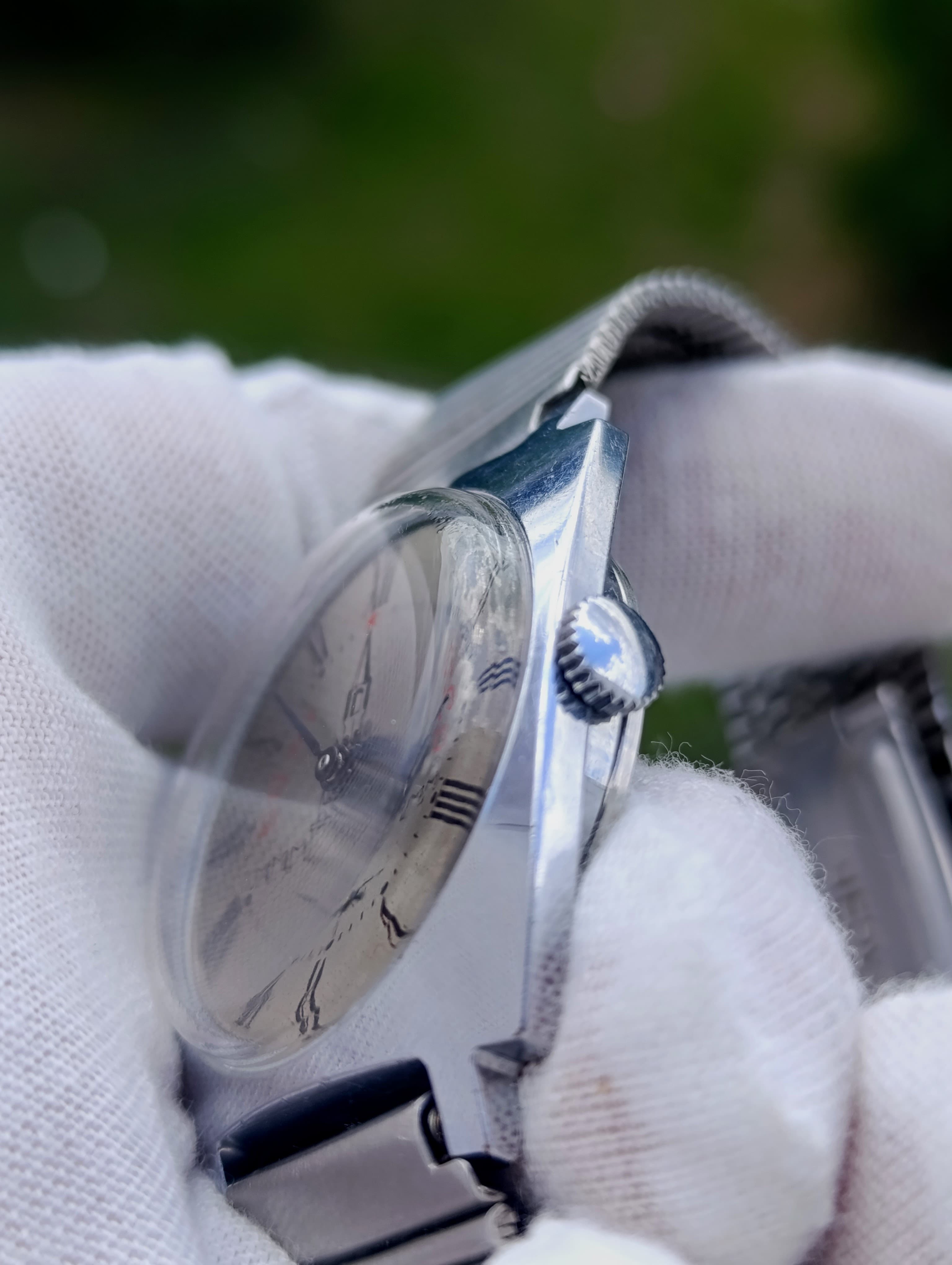 Vintage Soviet Pobeda Watch with Kremlin - 60 Years of USSR Anniversary Edition – thumbnail 10