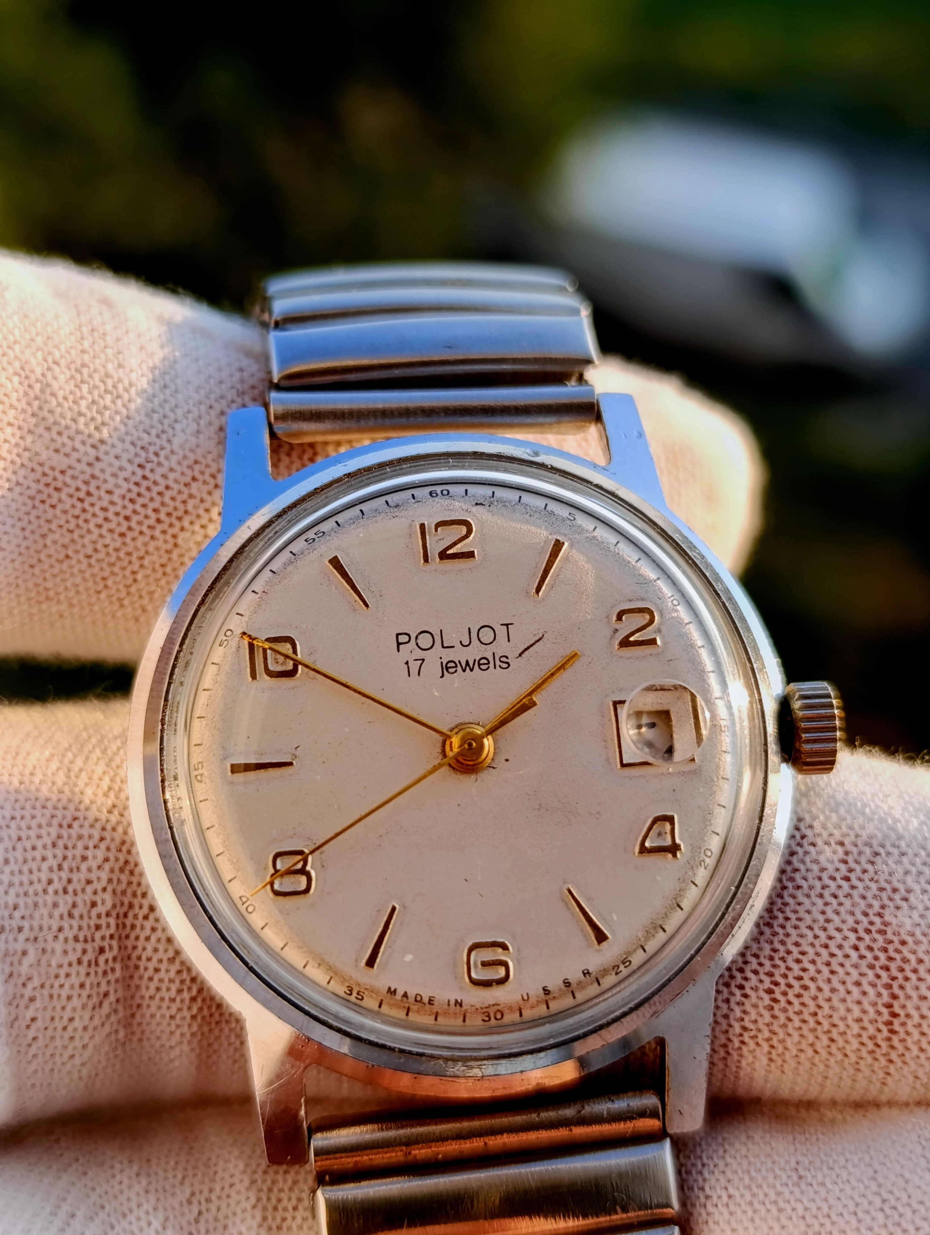 Rare Soviet Poljot 2414 mechanical watch, 17 jewel movement, collectible USSR timepiece – thumbnail 10
