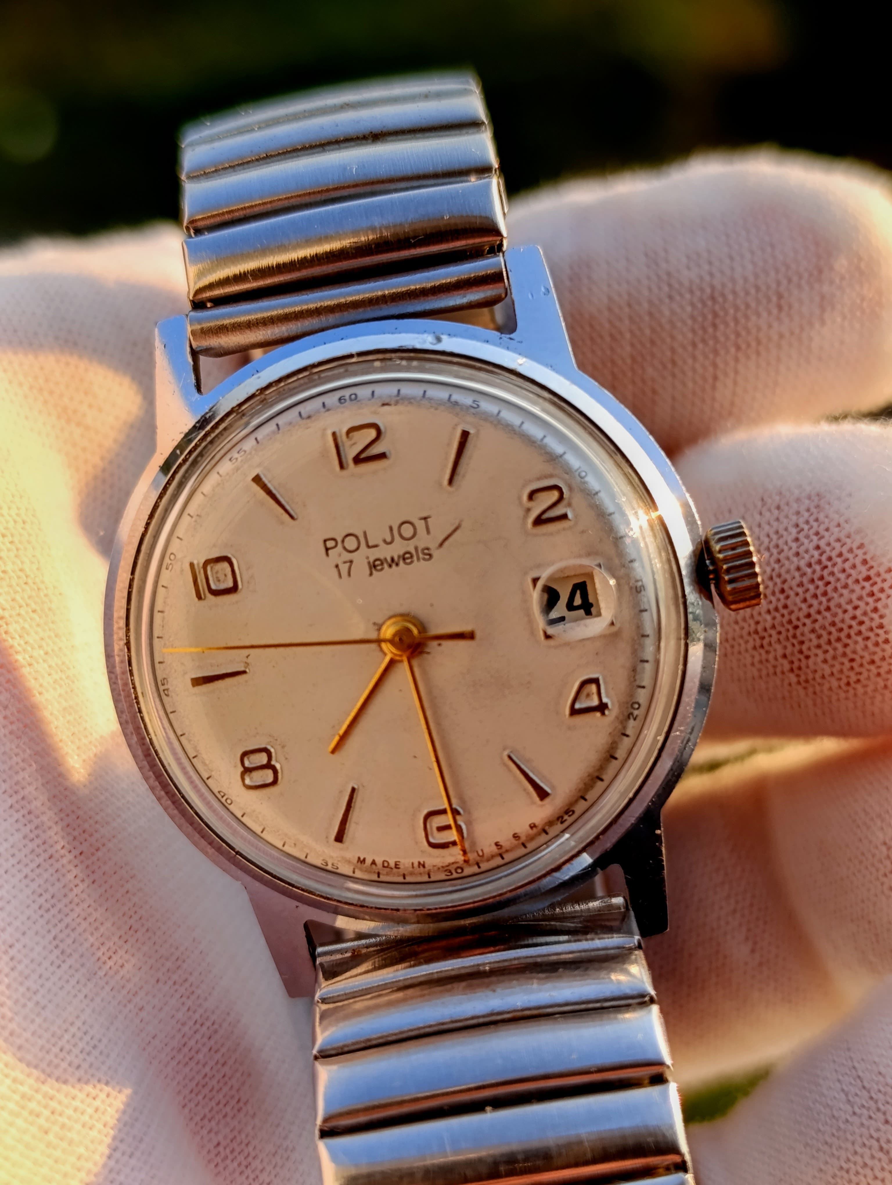 Rare Soviet Poljot 2414 mechanical watch, 17 jewel movement, collectible USSR timepiece – thumbnail 9