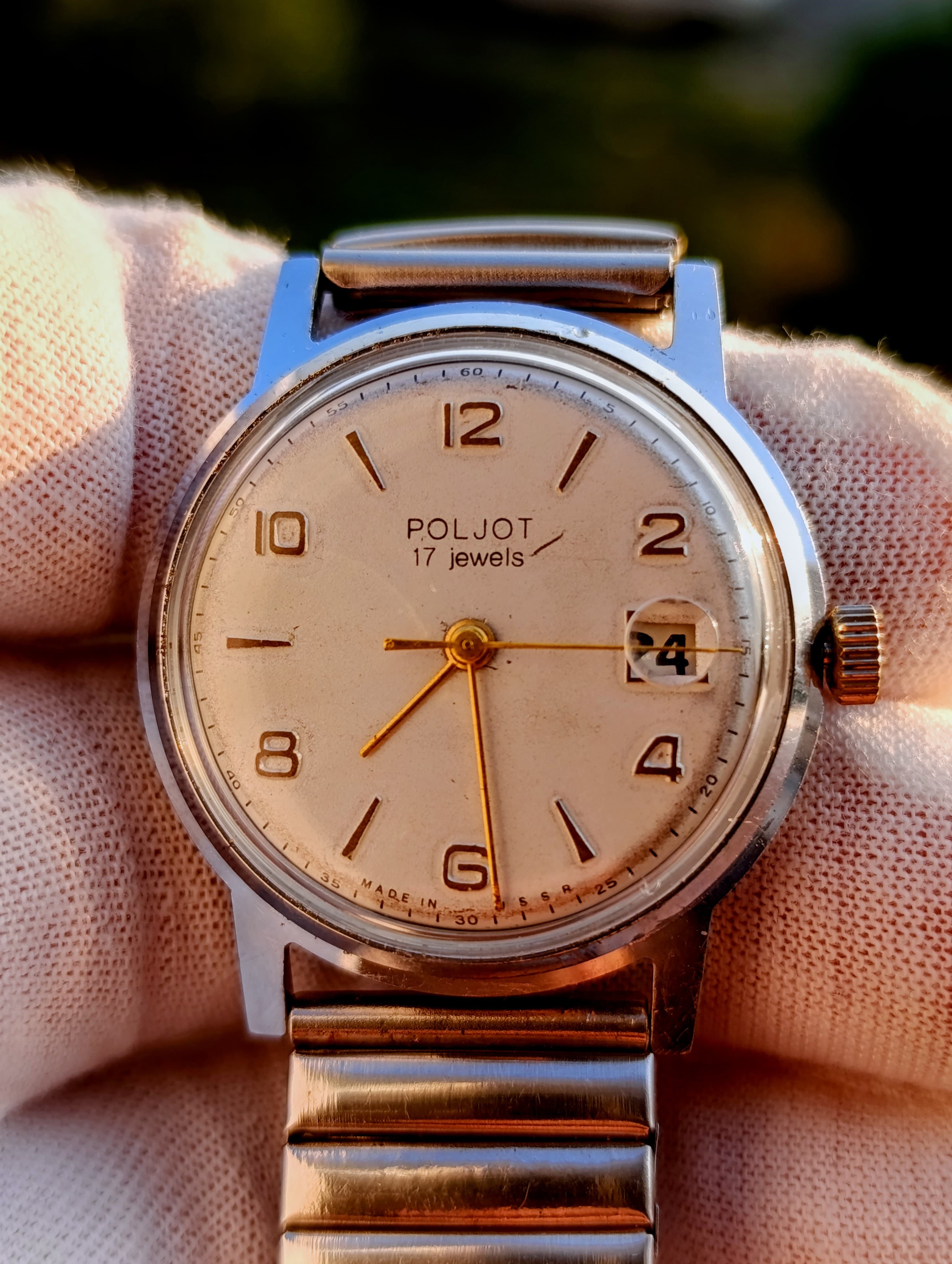 Rare Soviet Poljot 2414 mechanical watch, 17 jewel movement, collectible USSR timepiece – thumbnail 8