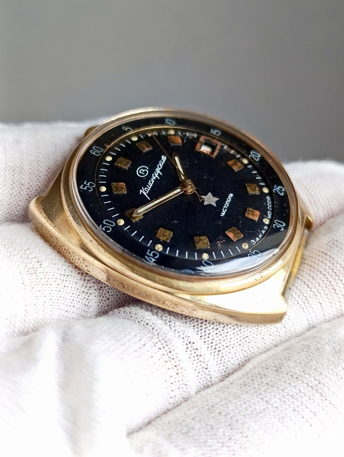 Original Soviet Vostok Komandirskie Military Watch  Cal. 2214 Made in USSR 1980s – thumbnail 6