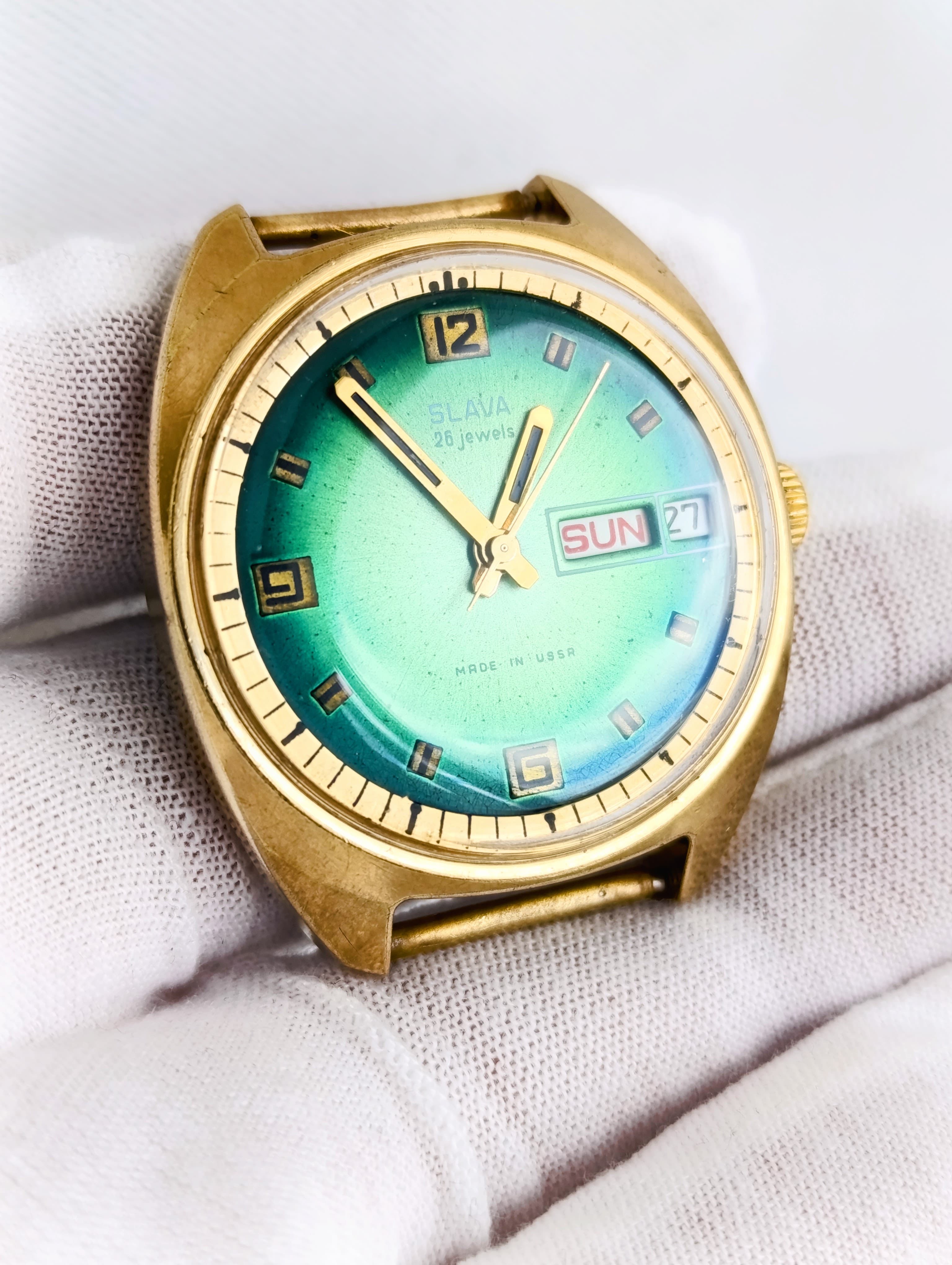 Slava Vintage Soviet Watch - Rare Green Gradient Dial - USSR 2428 Day-Date - Serviced – thumbnail 4
