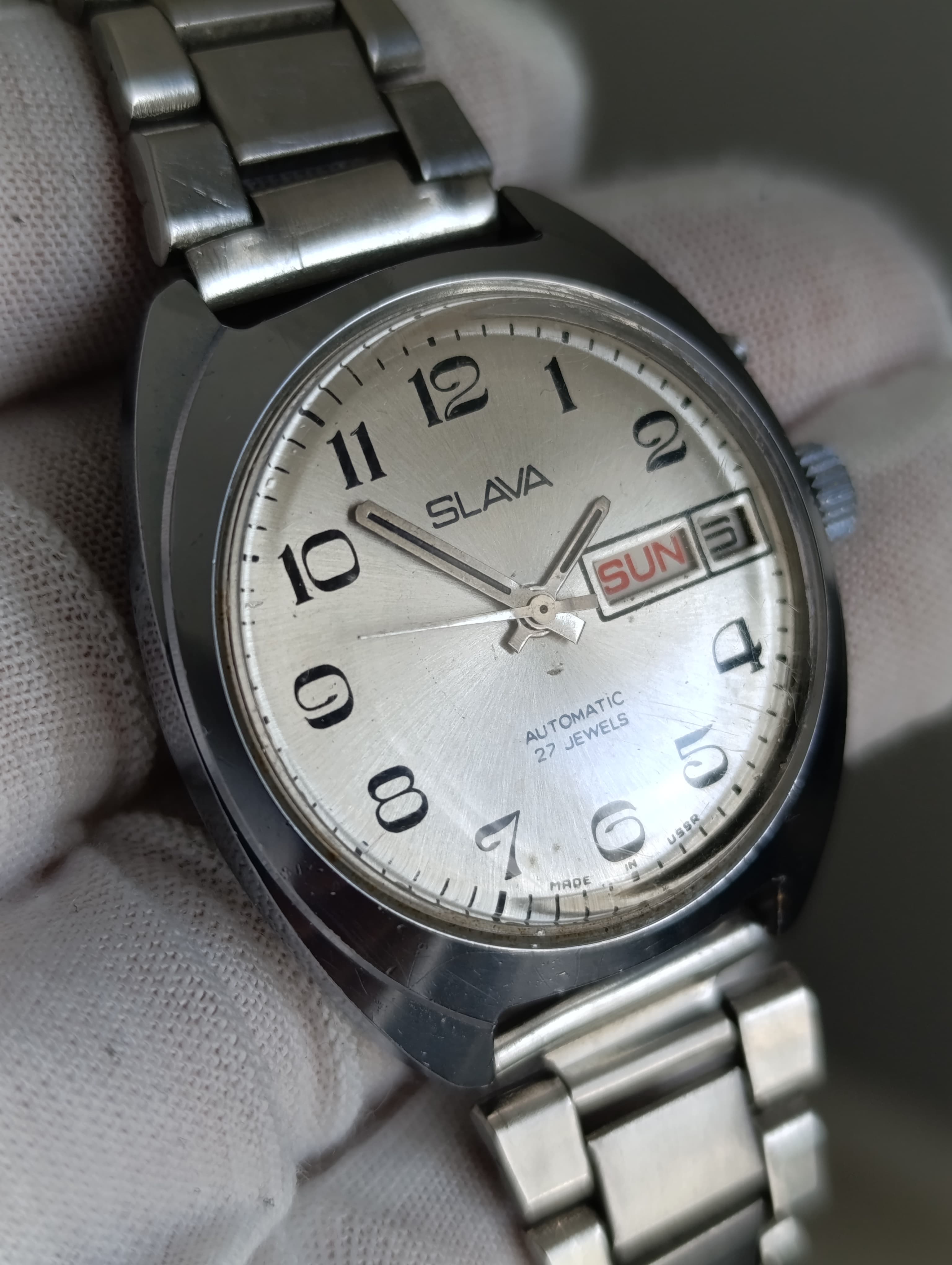 Vintage Slava Automatic Watch - USSR Heritage Timepiece – thumbnail 1