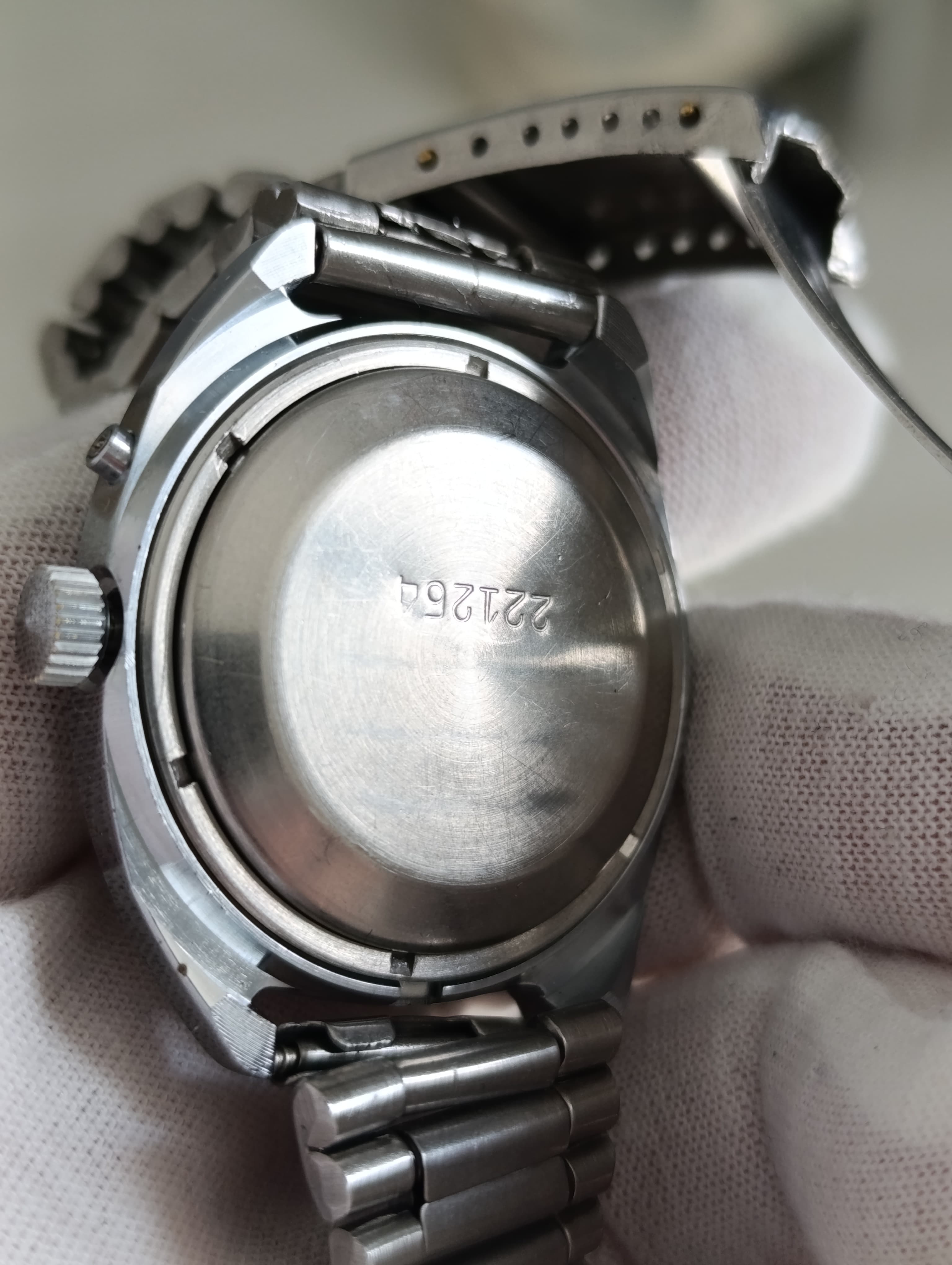 Vintage Slava Automatic Watch - USSR Heritage Timepiece – thumbnail 7