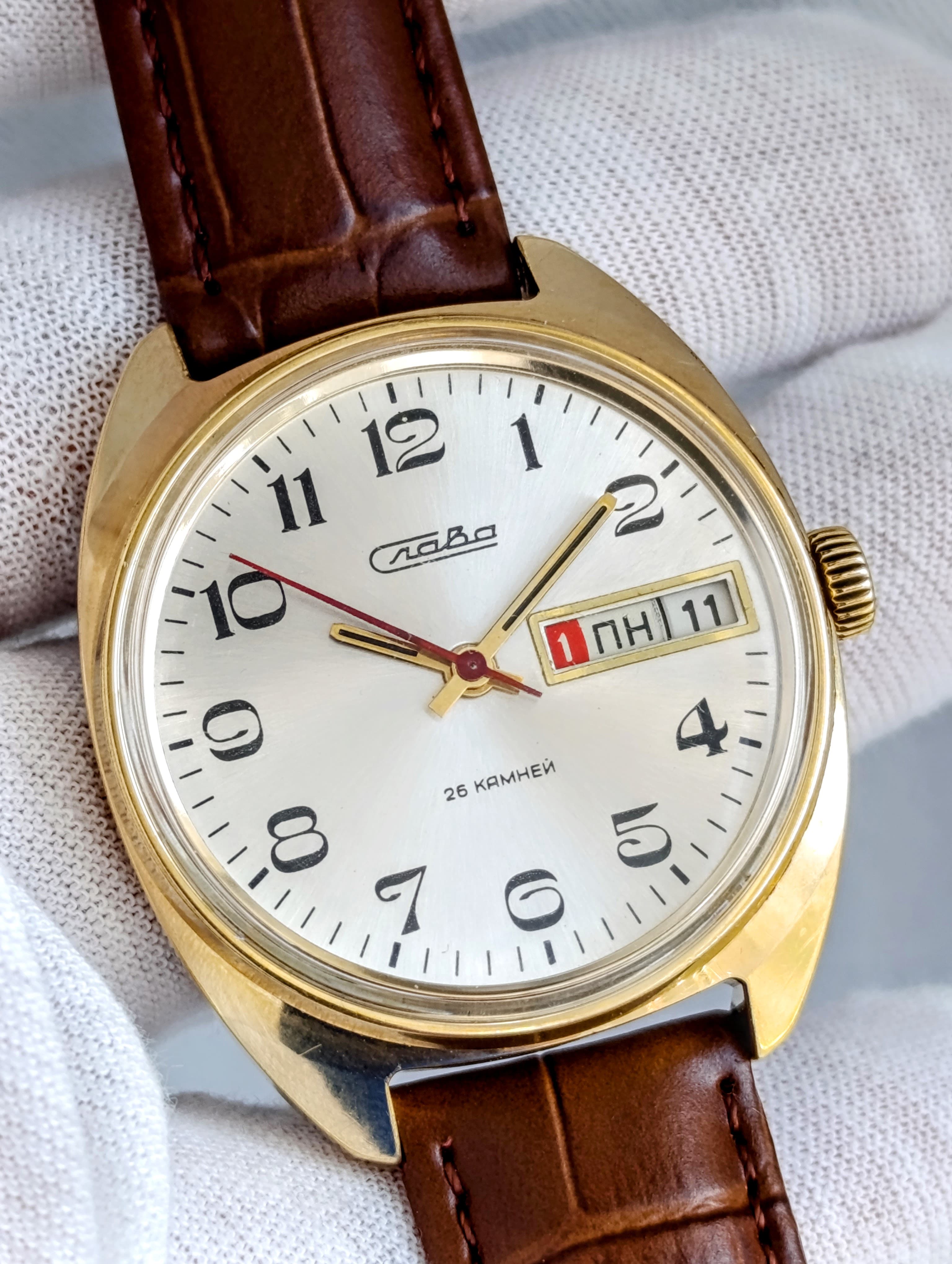 Rare Slava 2428 Vintage Watch | Second Moscow Factory Soviet Timepiece (1980s) – thumbnail 12