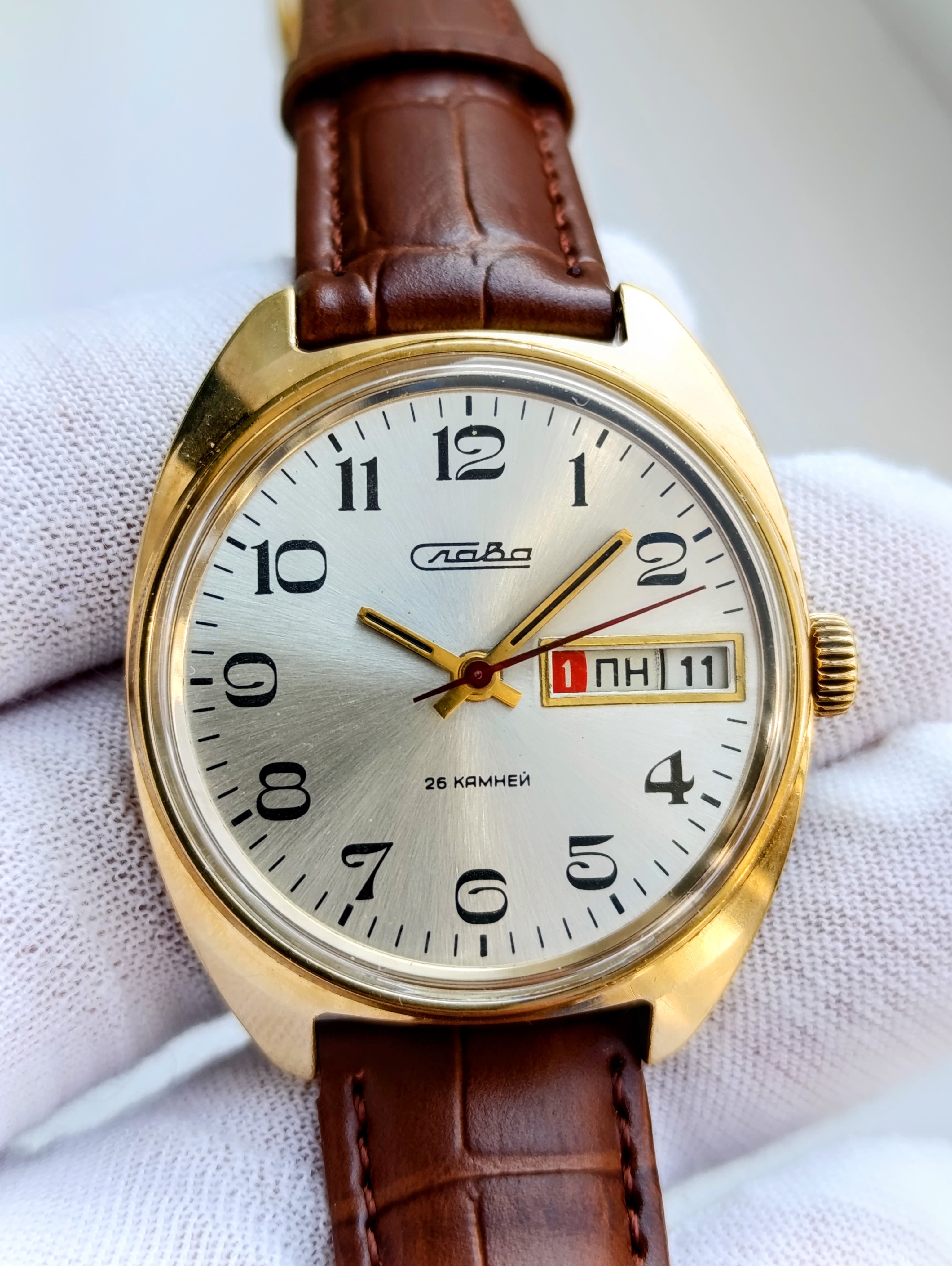 Rare Slava 2428 Vintage Watch | Second Moscow Factory Soviet Timepiece (1980s) – thumbnail 10
