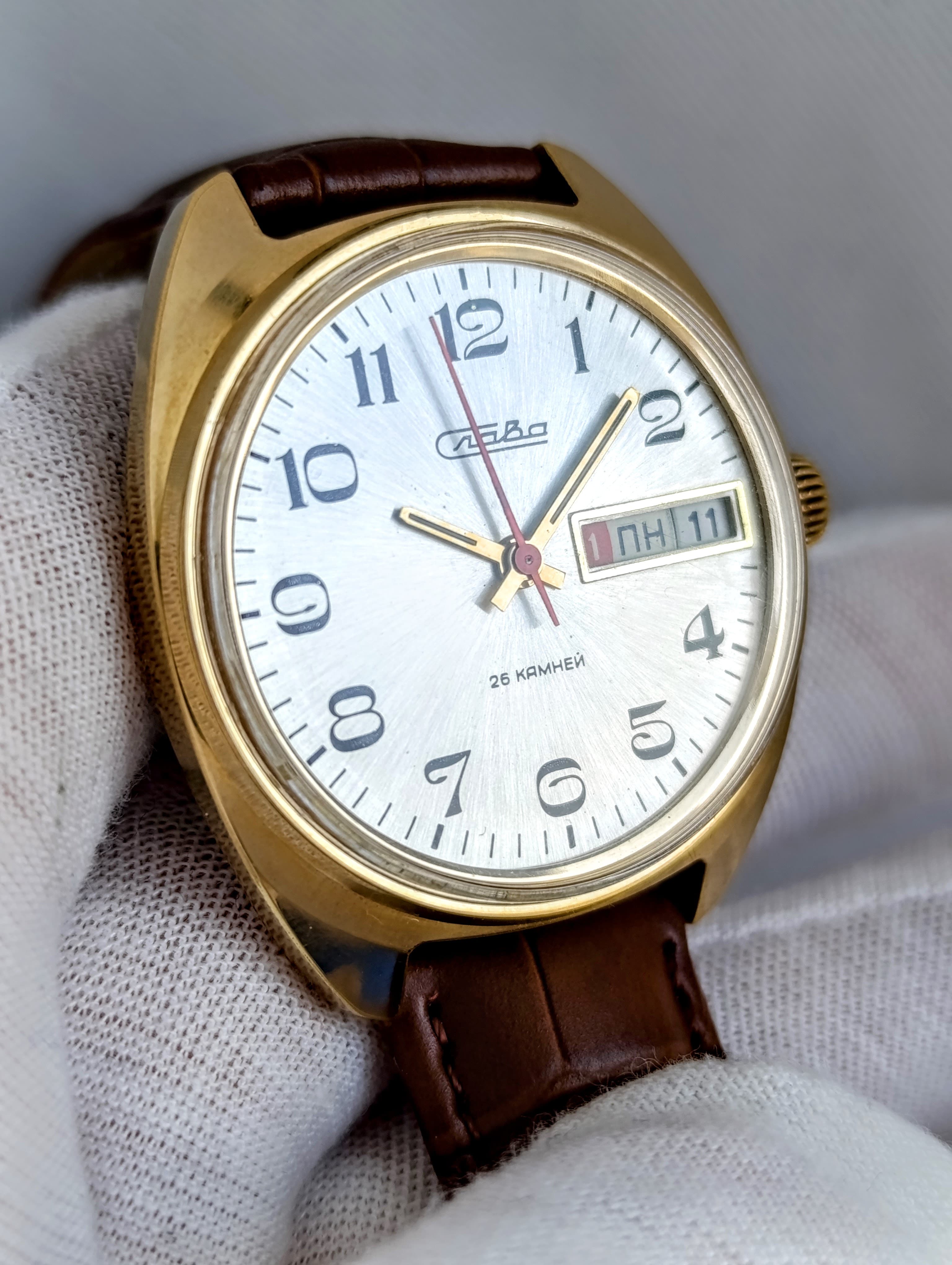 Rare Slava 2428 Vintage Watch | Second Moscow Factory Soviet Timepiece (1980s) – thumbnail 9
