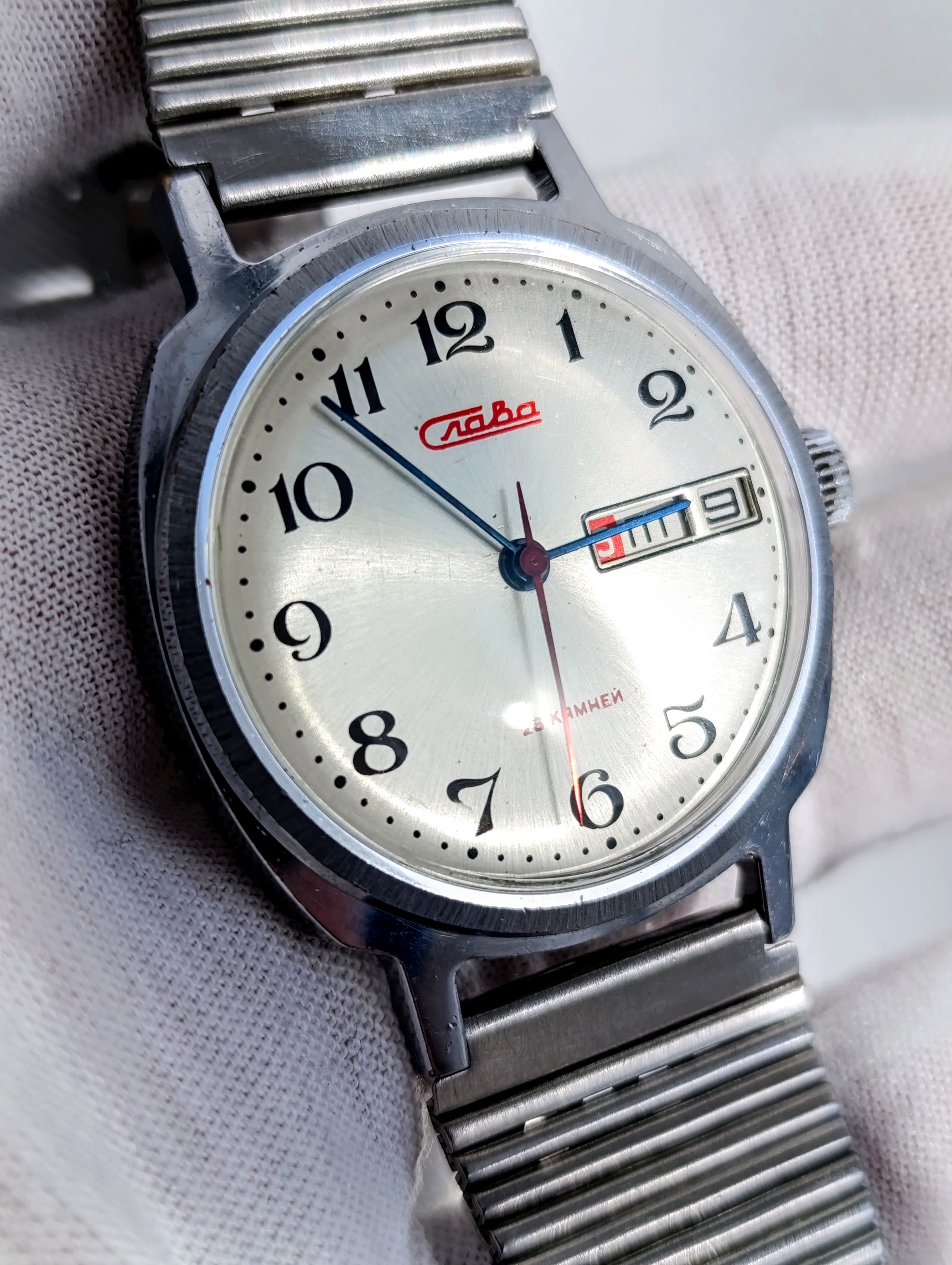 Slava Original Soviet Watch  Cal.: 2428  Made in USSR Second Moscow Watch Factory 1980s – thumbnail 1