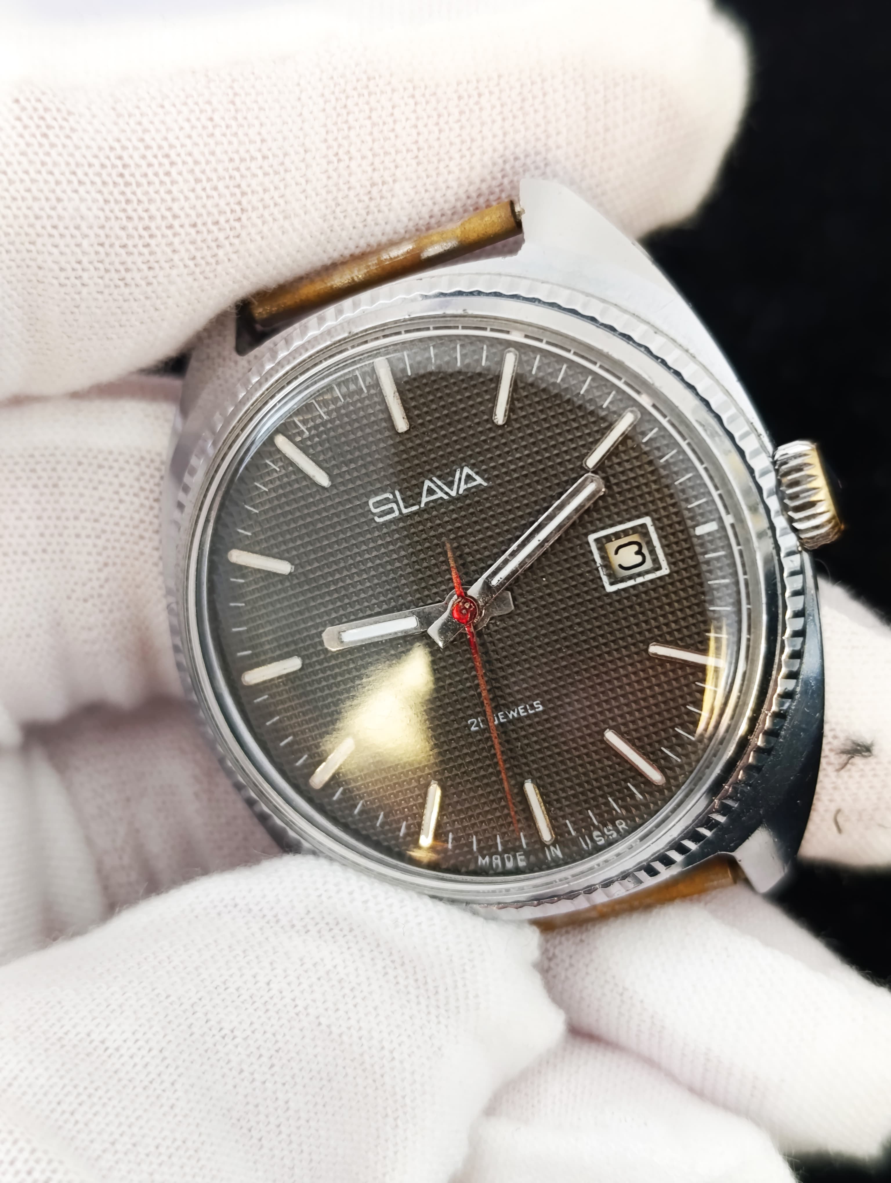 Slava Soviet Watch 21 Jewels Made In USSR Mechanical Wristwatch 1980s – thumbnail 5