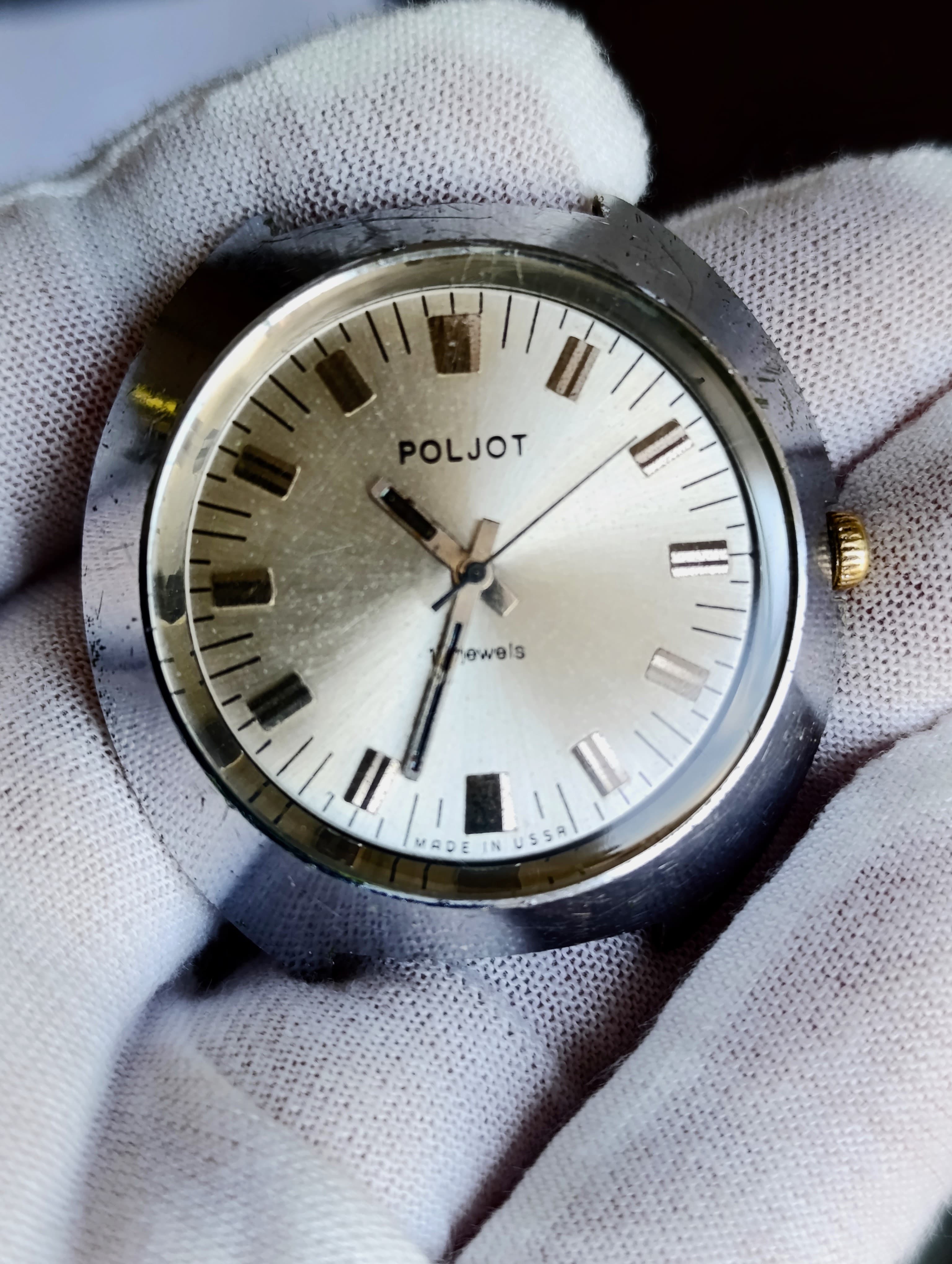 Vintage Poljot "Vulcan" Men's Mechanical Wristwatch – USSR Export Version (1970s) – thumbnail 1