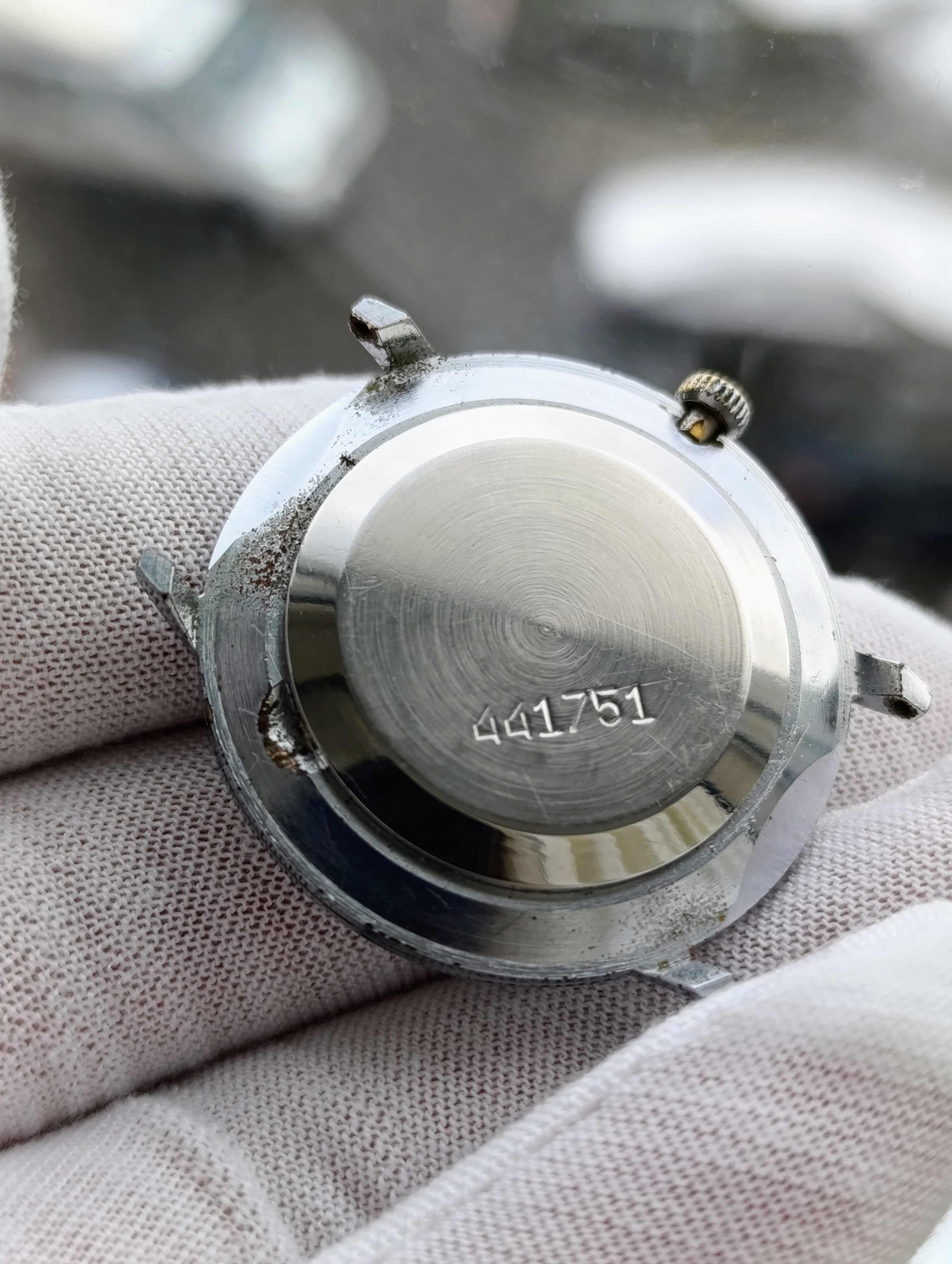 Rare Vintage Slava Mechanical Watch, 1970s Soviet Timepiece with 2409 Caliber – thumbnail 13