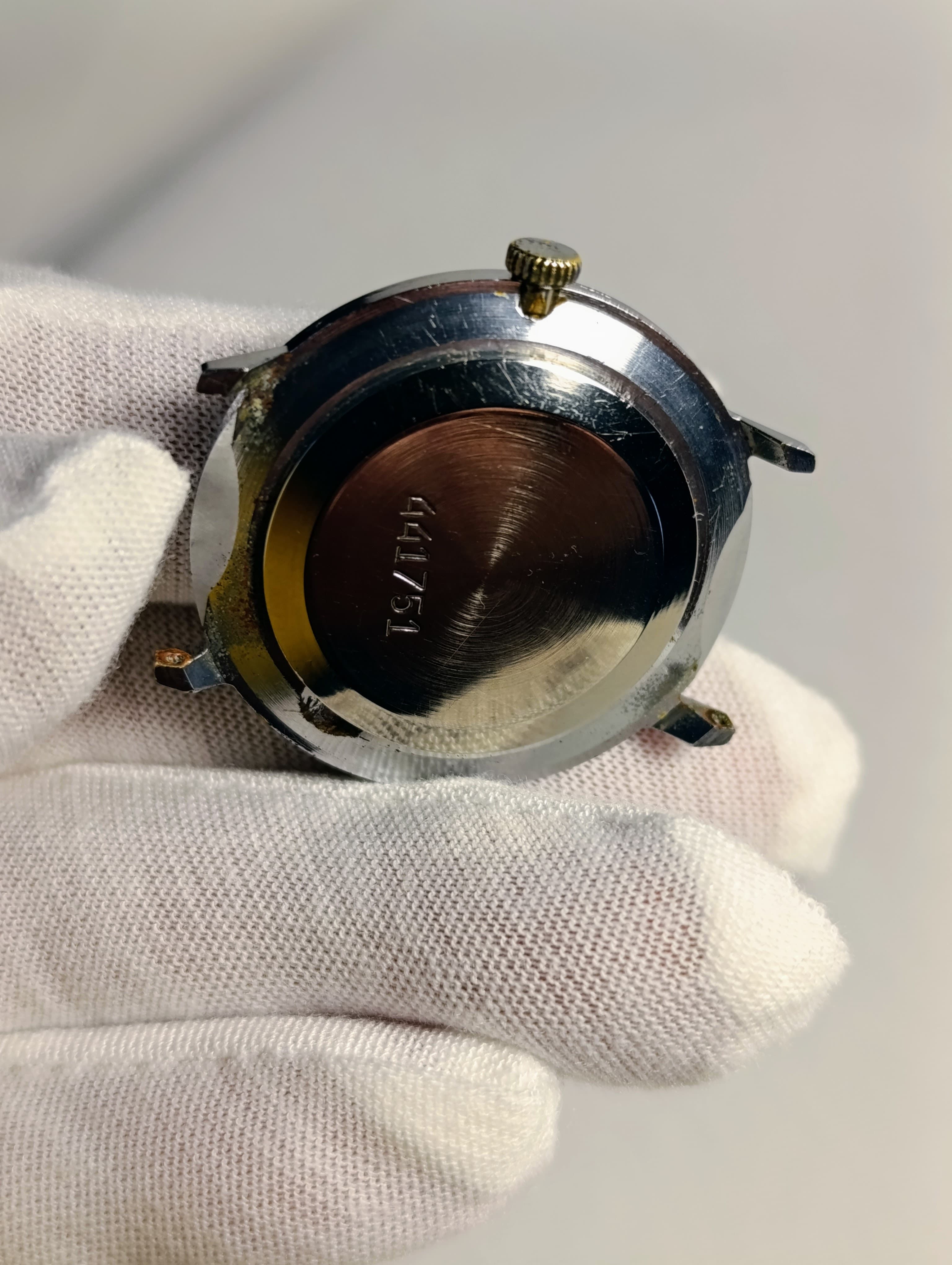 Rare Vintage Slava Mechanical Watch, 1970s Soviet Timepiece with 2409 Caliber – thumbnail 11