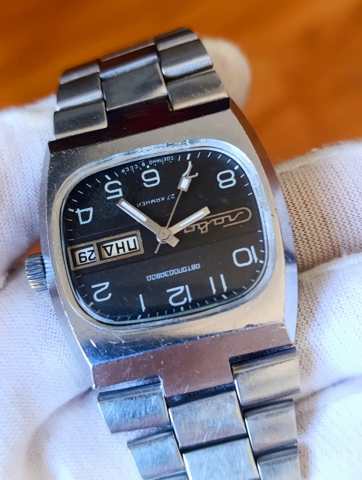 Slava Tank Rare Vintage Men's Automatic Wristwatch Made in USSR 1980s – thumbnail 9