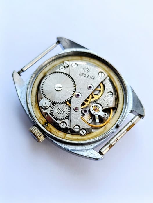 Vintage Soviet Watch Svet 2609.HA Mechanical Wrist Watch 19 Jewels Working Order 1970s Made in USSR – thumbnail 11