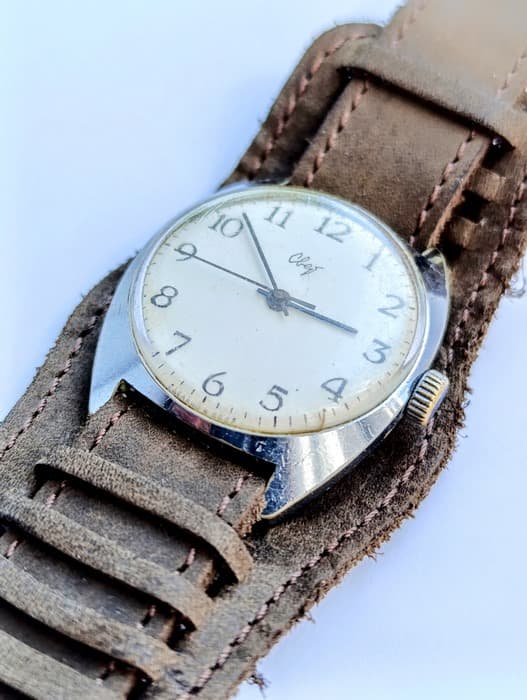 Vintage Soviet Watch Svet 2609.HA Mechanical Wrist Watch 19 Jewels Working Order 1970s Made in USSR – thumbnail 3