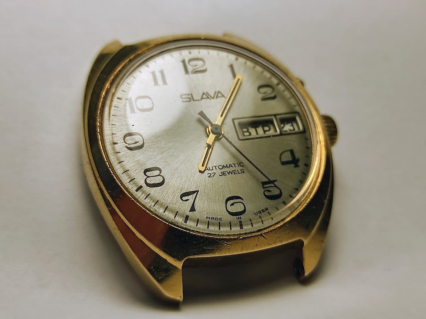 Slava Cal. 2427 Soviet Watch with Dual Calendar and Auto-Winding – thumbnail 3