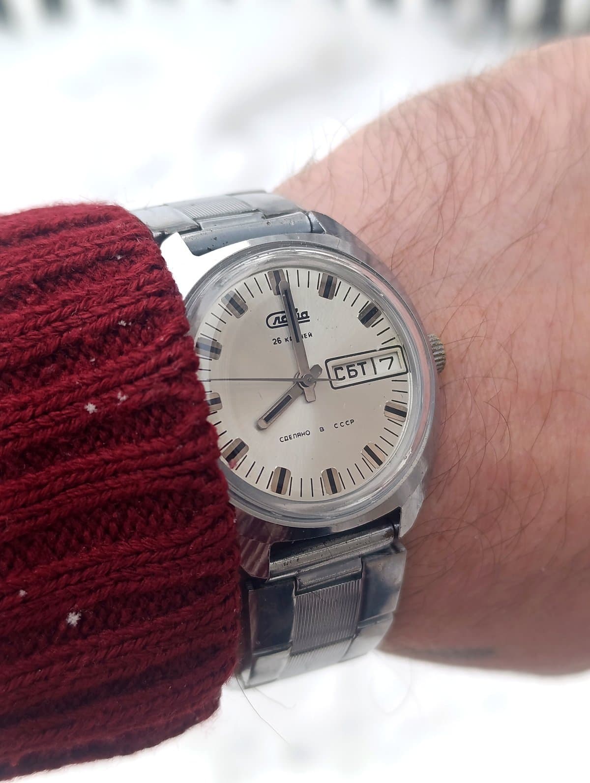 Vintage Soviet Watch Slava Cal 2428 26 jewels Made in USSR 2 Moscow Watch Factory – thumbnail 2