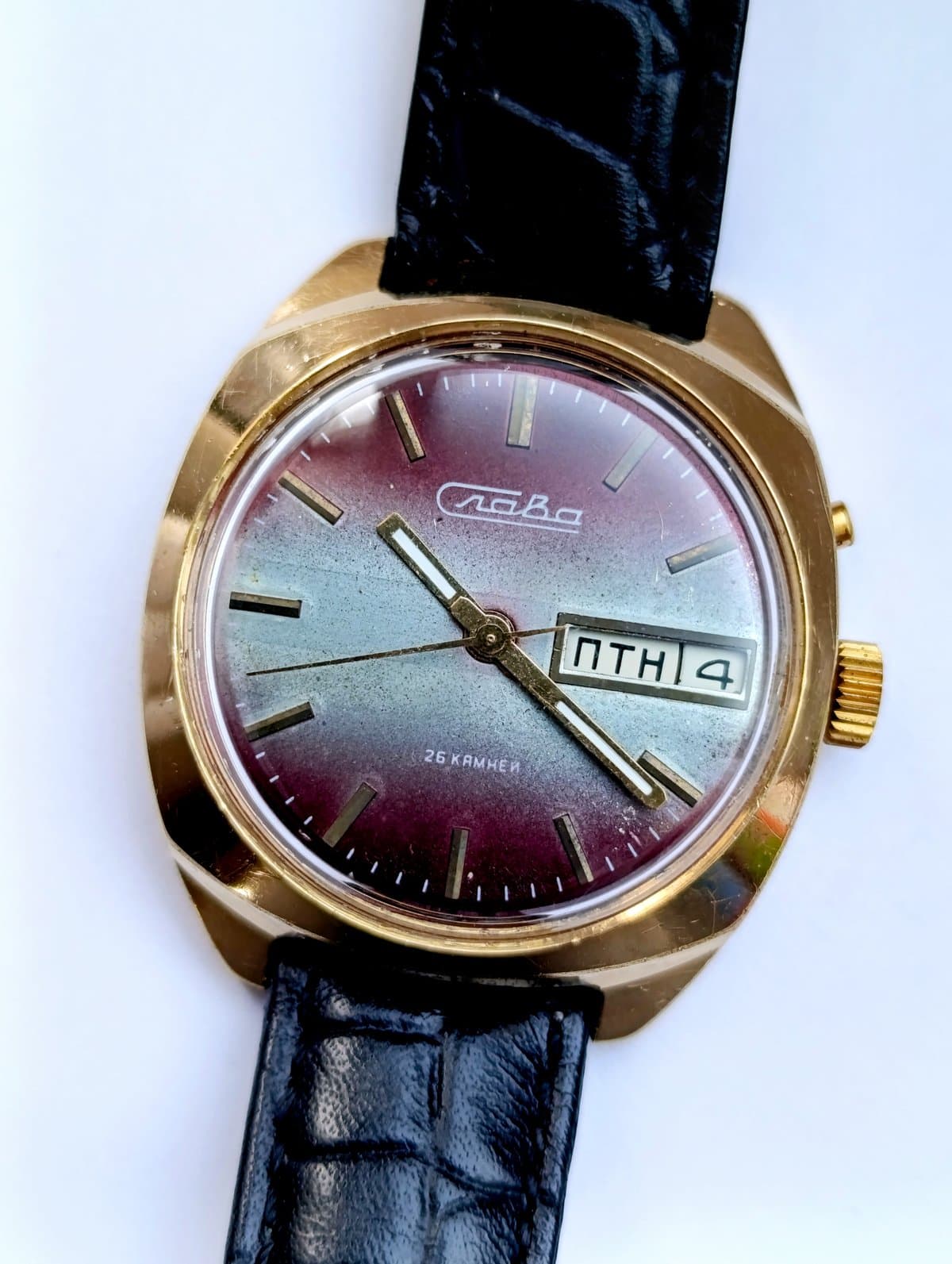 Vintage Slava 2428 USSR Watch – Purple Gradient Dial, Cyrillic Day-Date – thumbnail 2