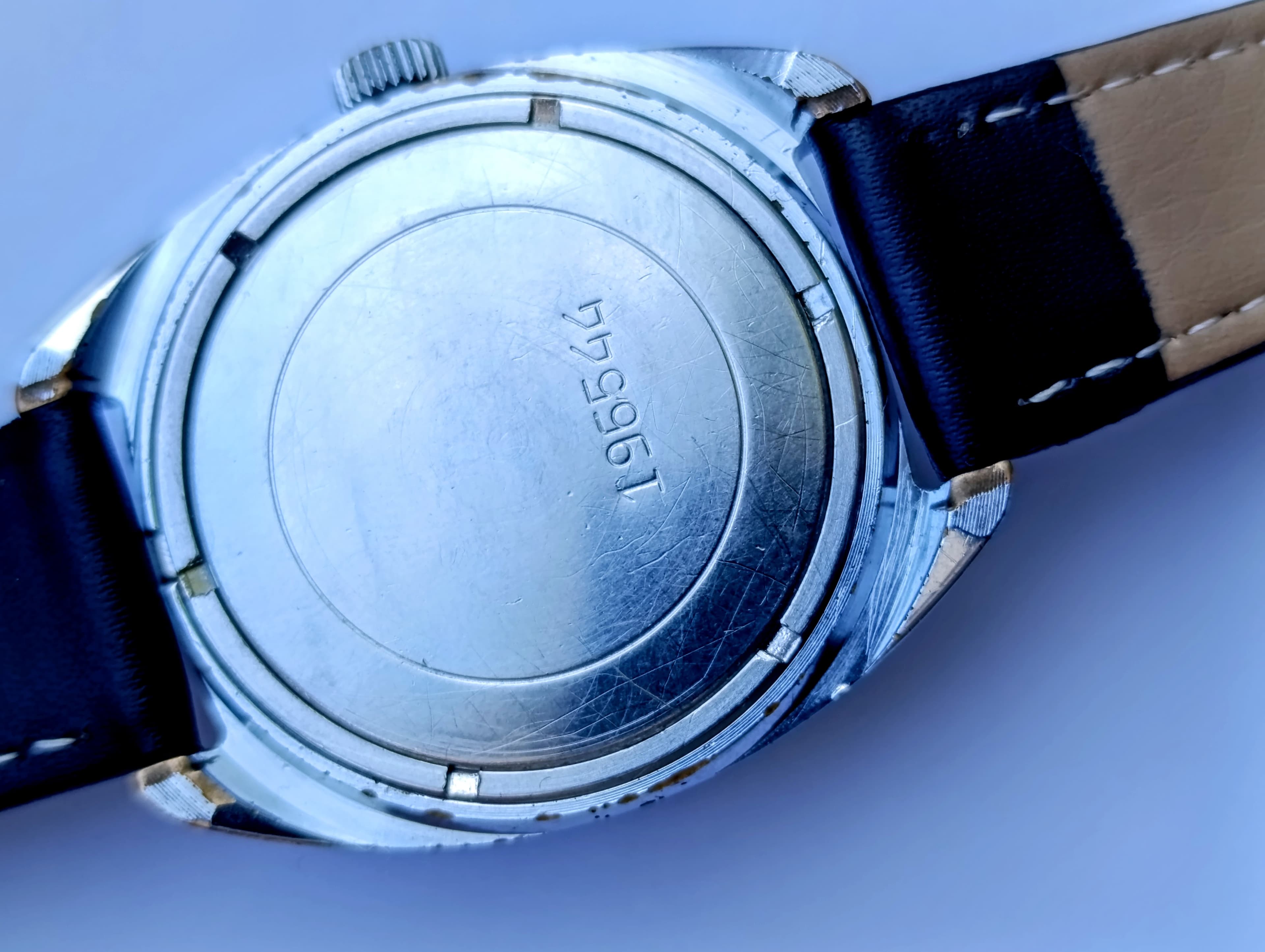 Vintage Slava 2428 Dual Calendar Watch 1980s USSR | 26 Jewels | Serviced Mechani – thumbnail 3