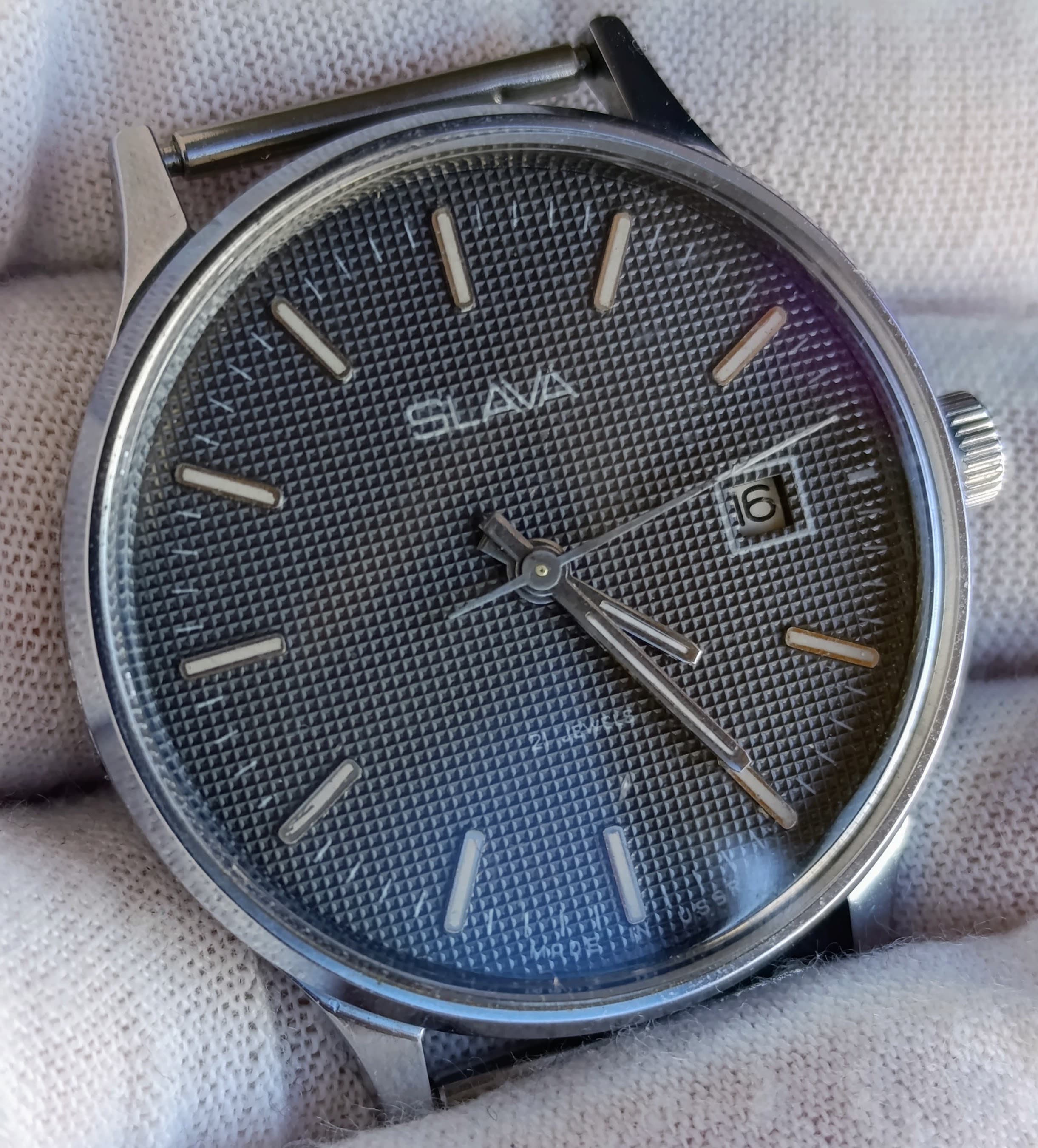 Vintage Slava Watch 2414 USSR 1980s – Black Guilloche Dial  21 Jewels Mechanical – thumbnail 1